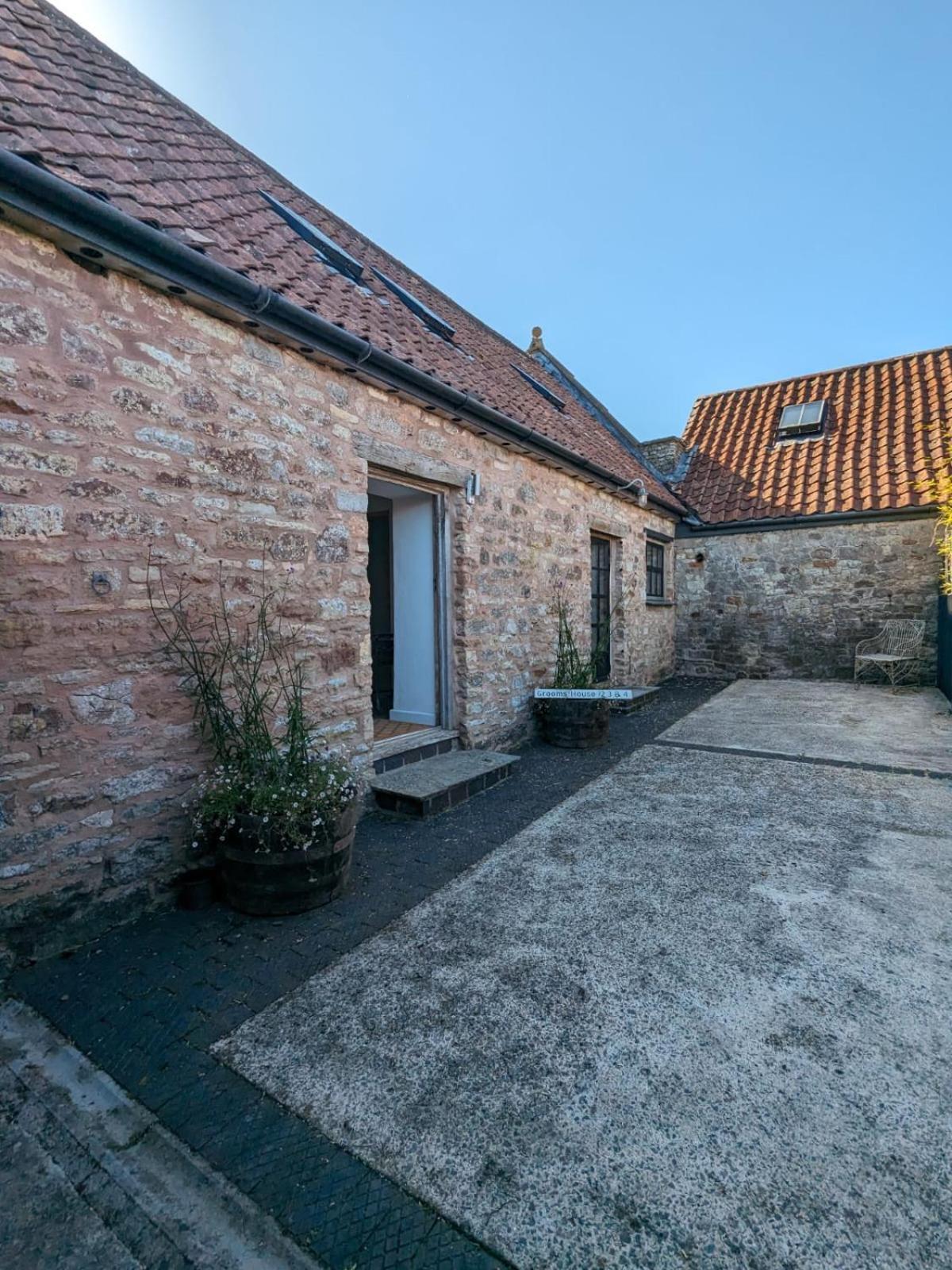 Regilbury Court, Grooms House Redhill  Exteriér fotografie
